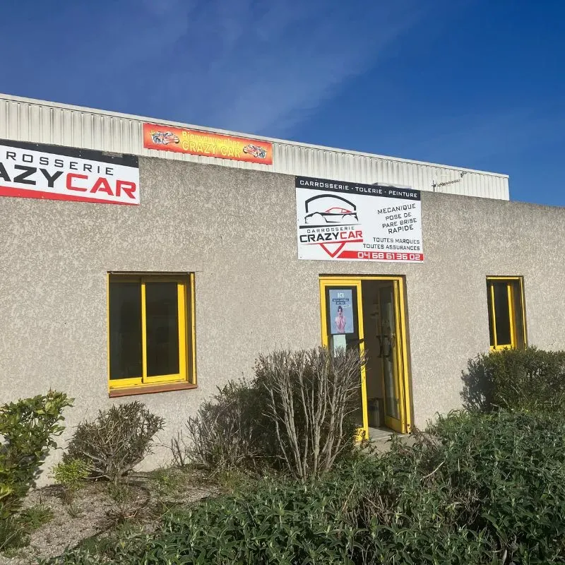 Garage près de Claira